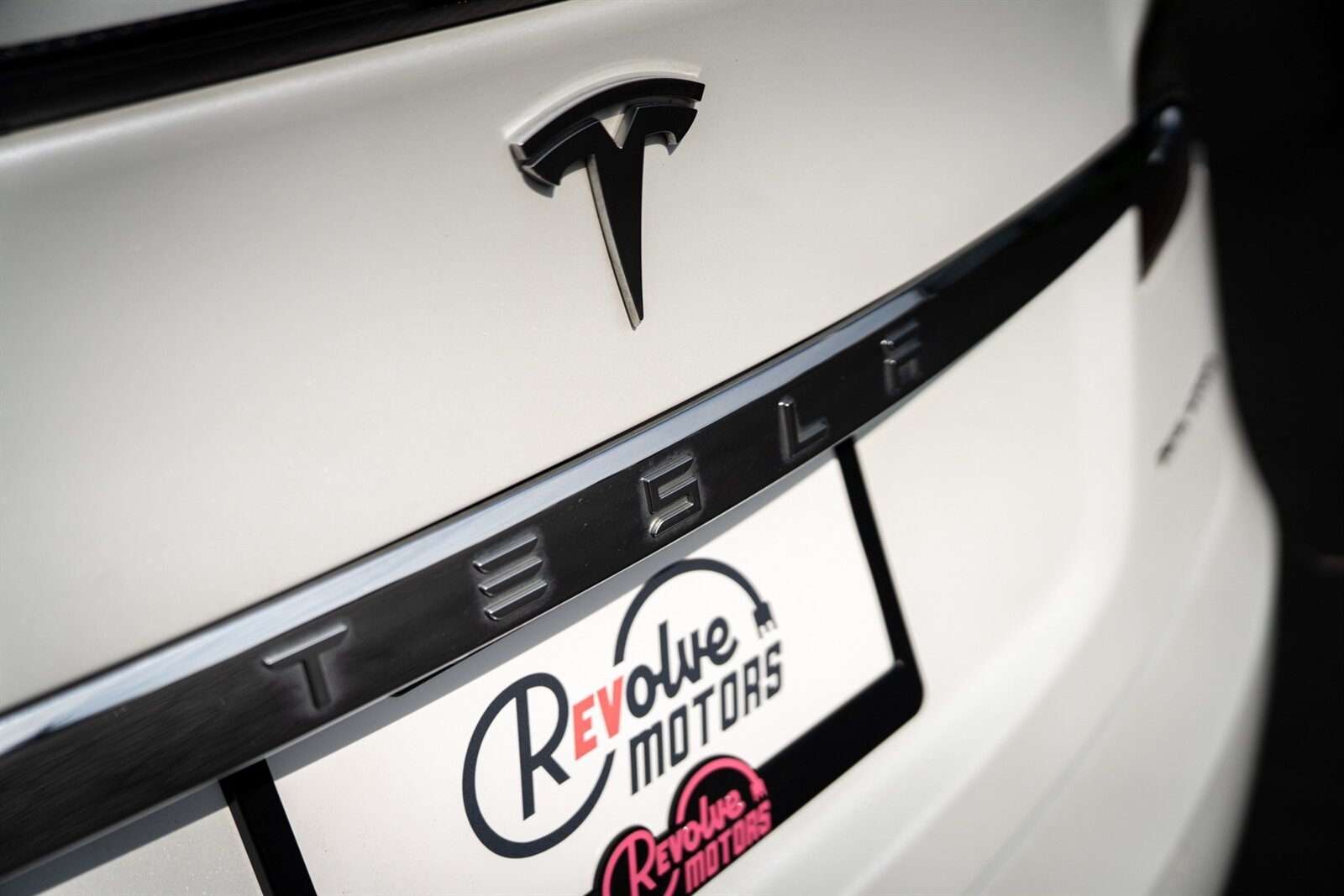 2019 Tesla Model S 100D   - Photo 18 - Renton, WA 98057