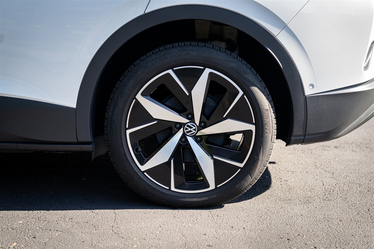 2023 Volkswagen ID.4 Pro S   - Photo 19 - Renton, WA 98057