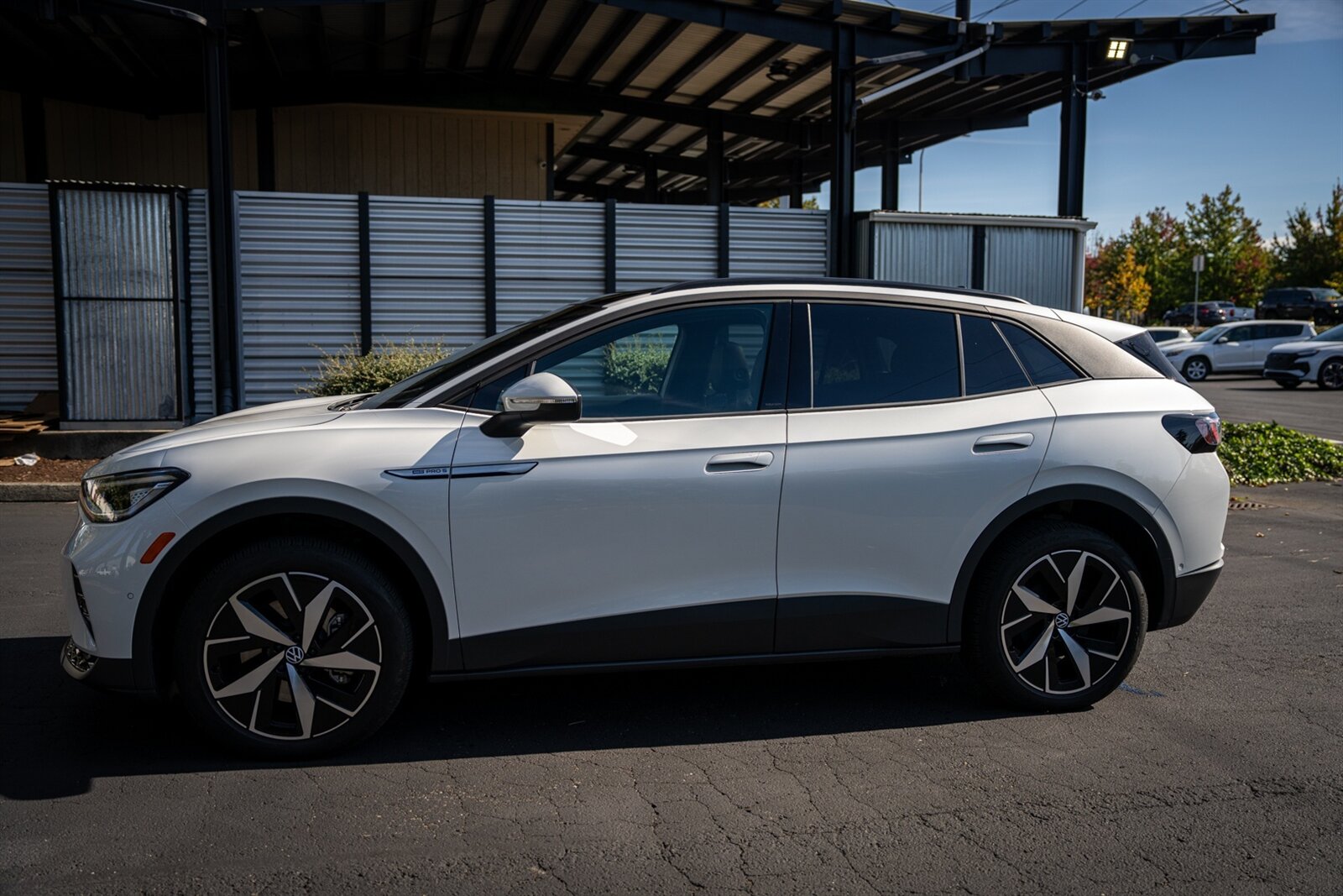 2023 Volkswagen ID.4 Pro S   - Photo 8 - Renton, WA 98057