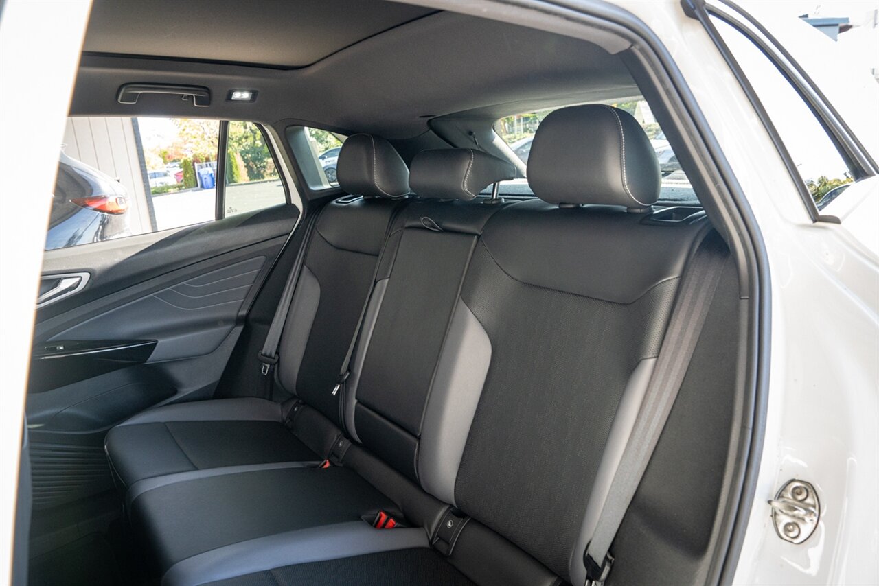 2023 Volkswagen ID.4 Pro S   - Photo 42 - Renton, WA 98057