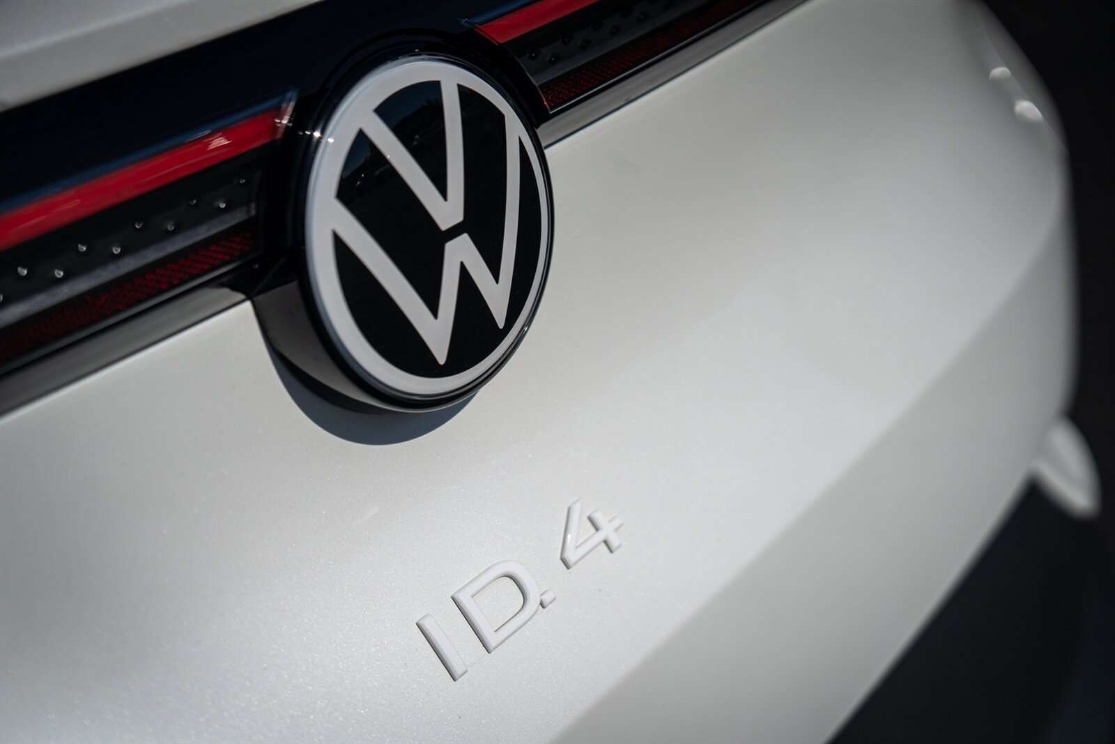 2023 Volkswagen ID.4 Pro S   - Photo 16 - Renton, WA 98057