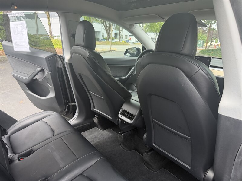 2021 Tesla Model Y Long Range   - Photo 16 - Renton, WA 98057