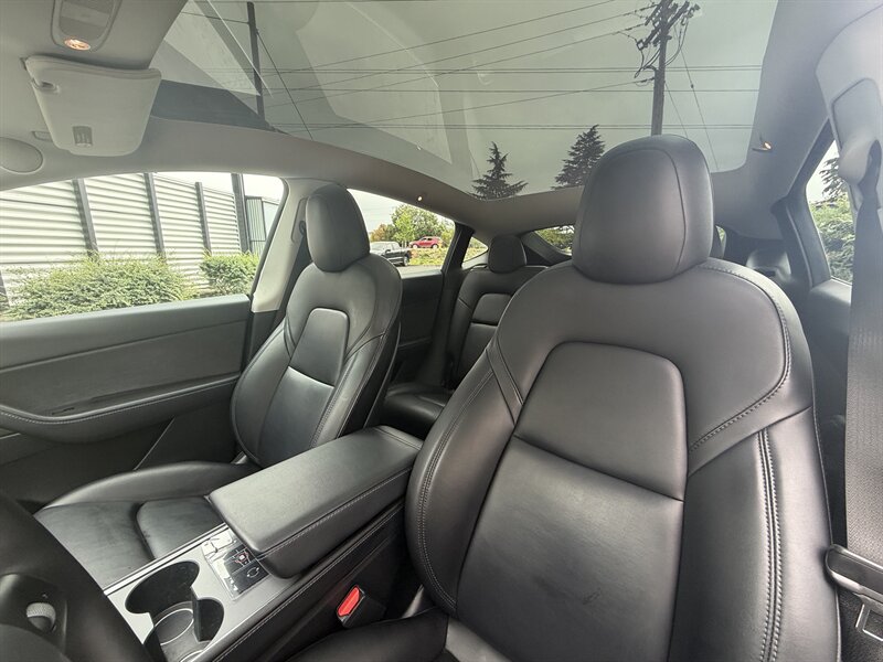 2021 Tesla Model Y Long Range   - Photo 15 - Renton, WA 98057