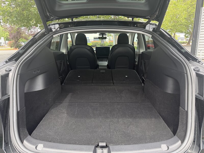 2021 Tesla Model Y Long Range   - Photo 19 - Renton, WA 98057