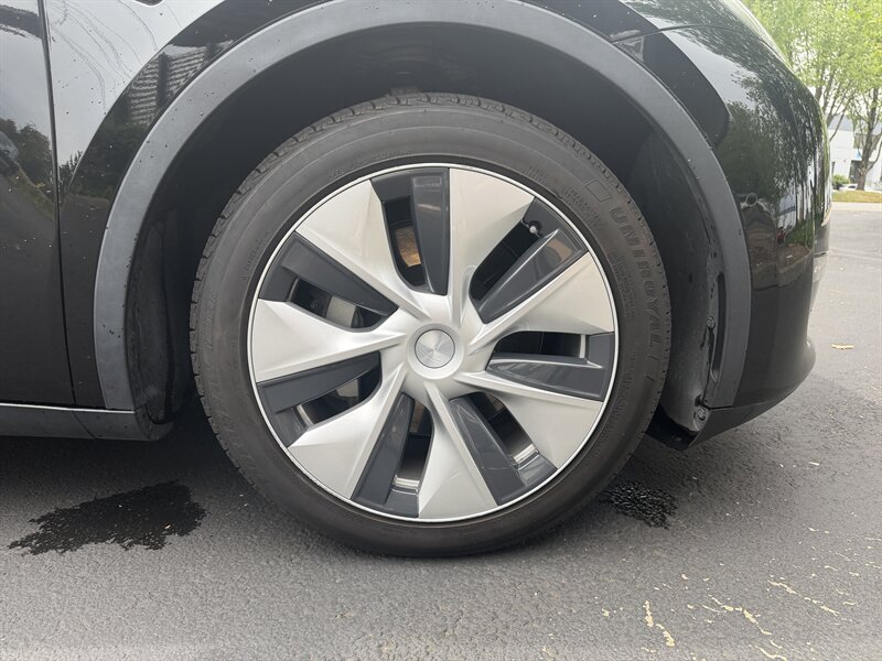 2021 Tesla Model Y Long Range   - Photo 23 - Renton, WA 98057