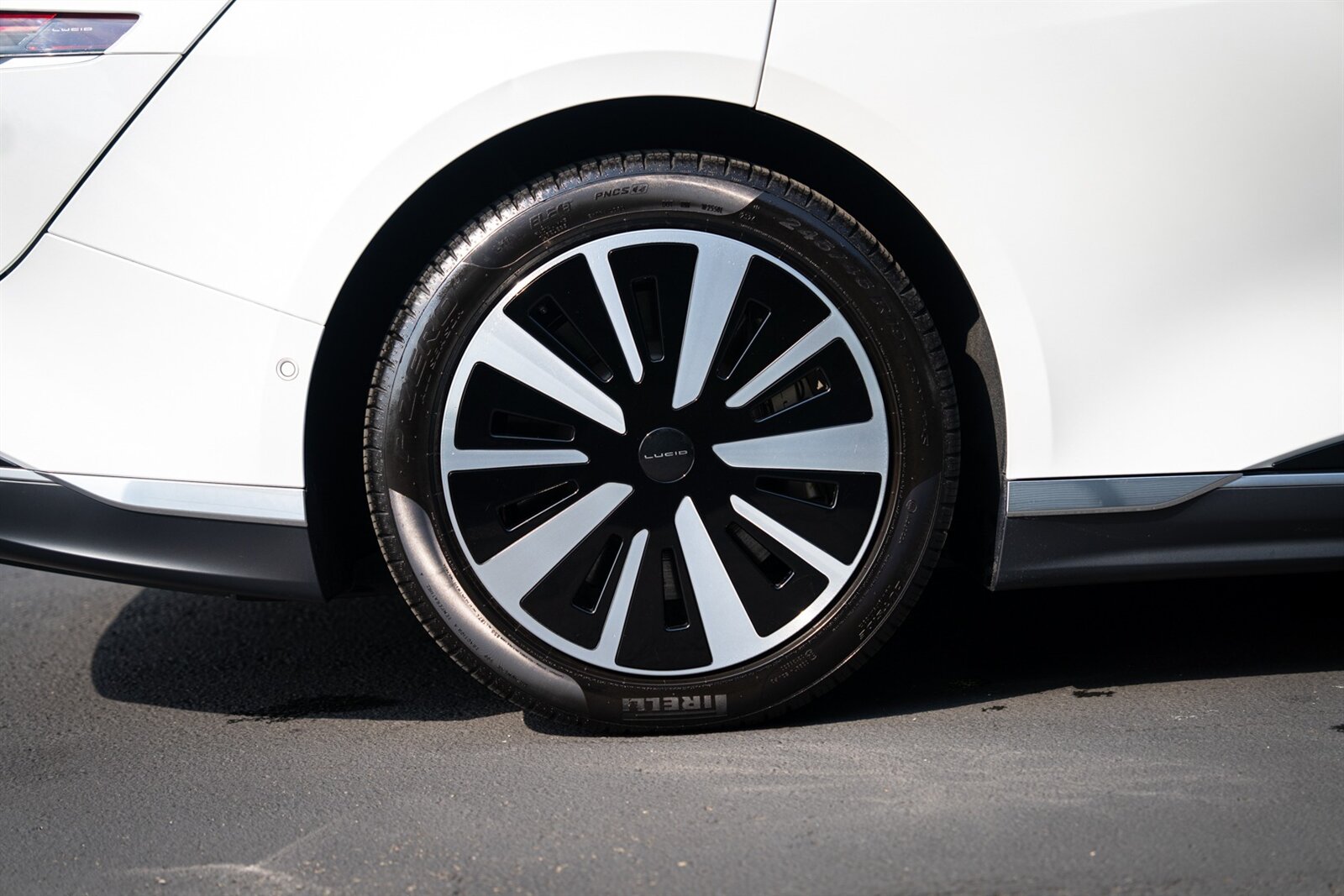 2025 Lucid Air Touring   - Photo 16 - Renton, WA 98057