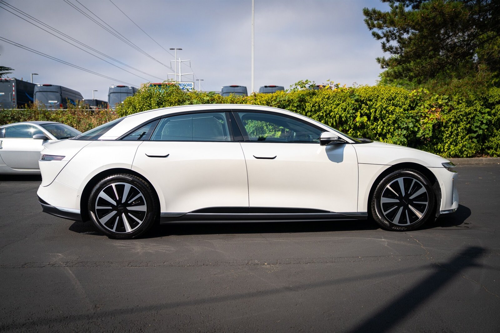2025 Lucid Air Touring   - Photo 11 - Renton, WA 98057