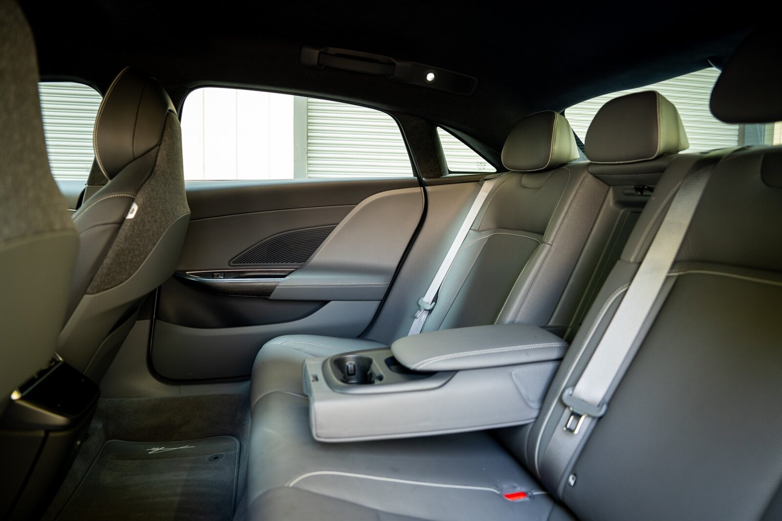2025 Lucid Air Touring   - Photo 53 - Renton, WA 98057