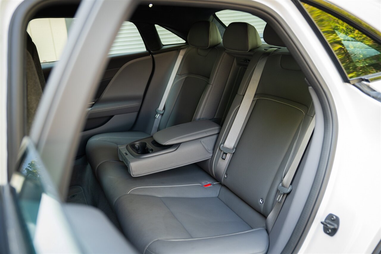 2025 Lucid Air Touring   - Photo 52 - Renton, WA 98057