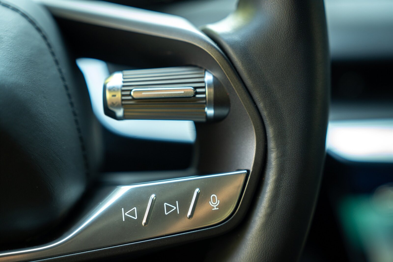 2025 Lucid Air Touring   - Photo 37 - Renton, WA 98057