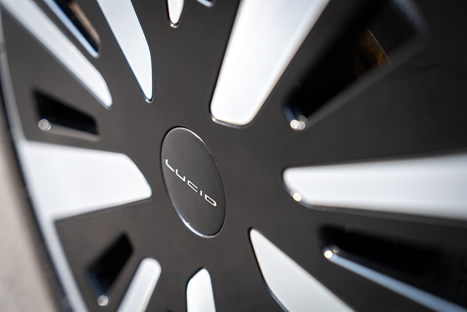 2025 Lucid Air Touring   - Photo 19 - Renton, WA 98057