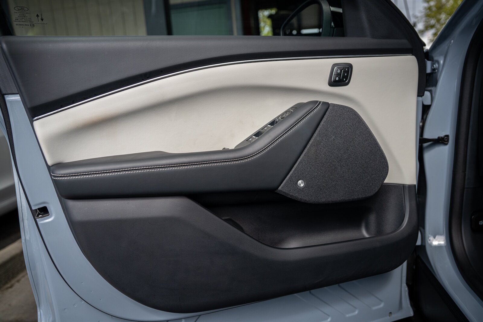 2024 Ford Mustang Mach-E Premium   - Photo 28 - Renton, WA 98057