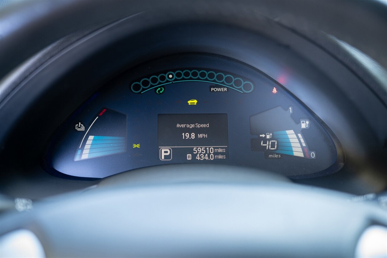2017 Nissan Leaf SV   - Photo 26 - Renton, WA 98057