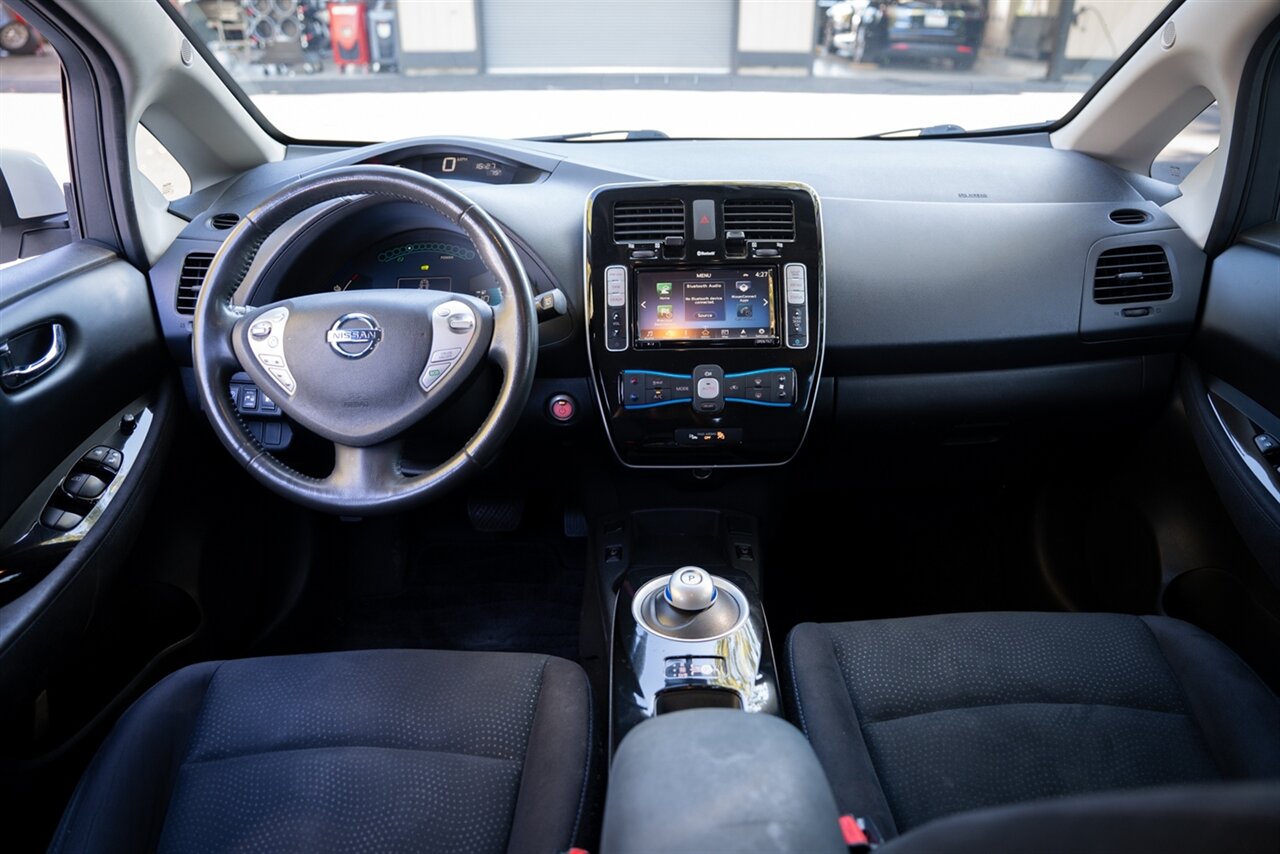 2017 Nissan Leaf SV   - Photo 21 - Renton, WA 98057