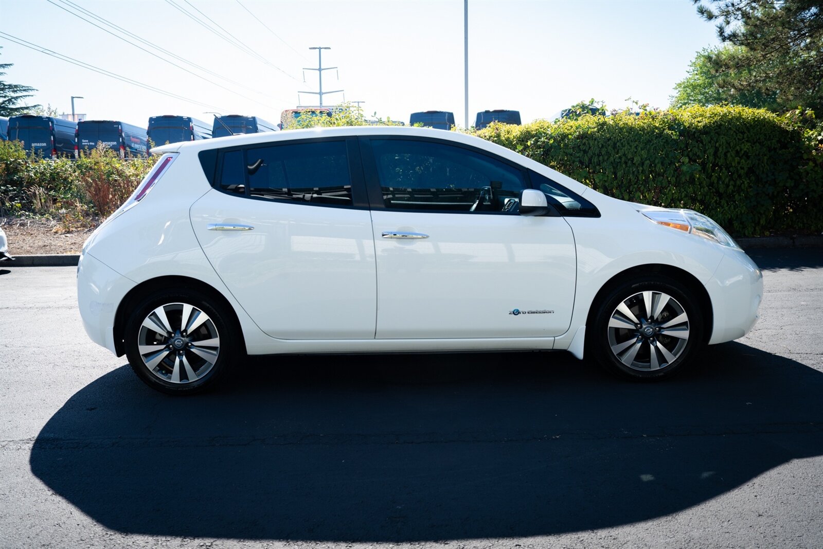 2017 Nissan Leaf SV   - Photo 12 - Renton, WA 98057