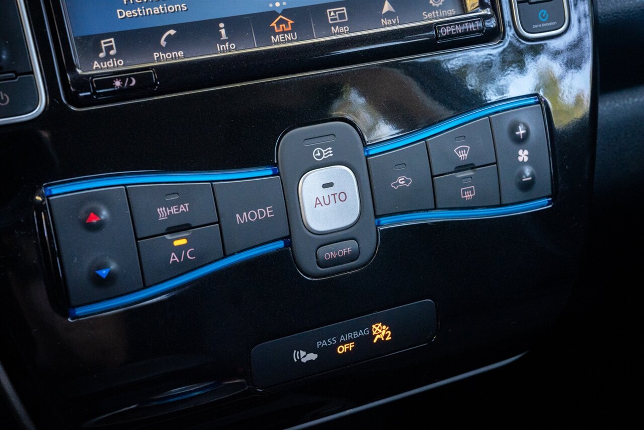 2017 Nissan Leaf SV   - Photo 30 - Renton, WA 98057