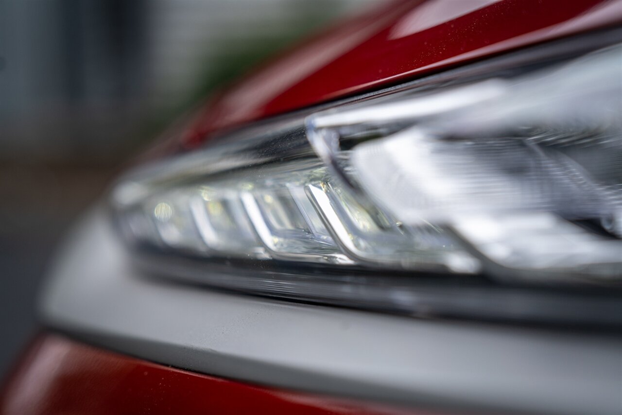 2021 Hyundai KONA Electric SEL   - Photo 4 - Renton, WA 98057