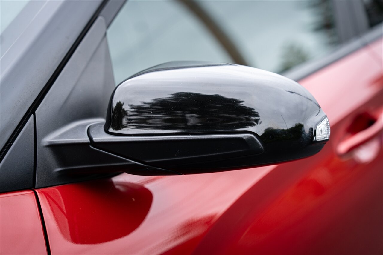 2021 Hyundai KONA Electric SEL   - Photo 6 - Renton, WA 98057