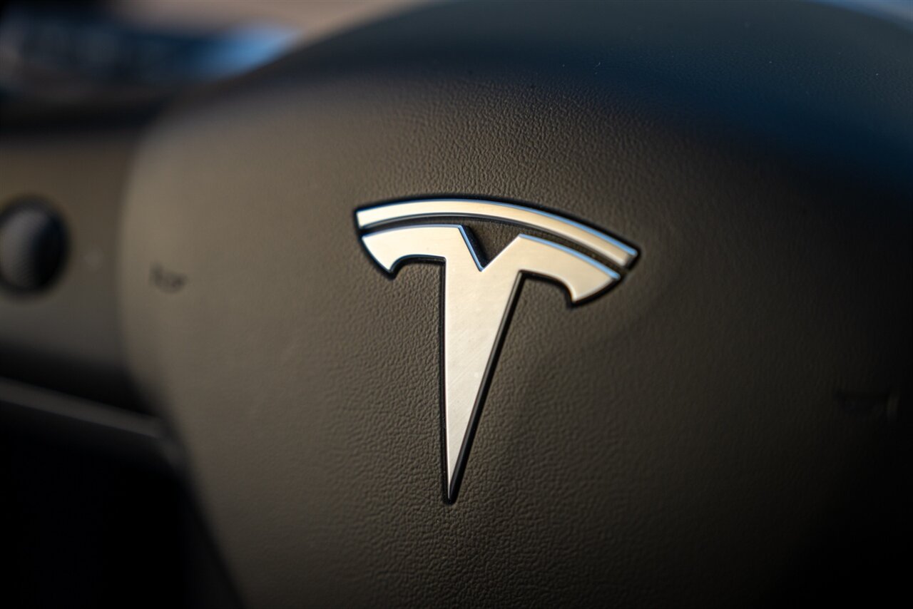 2022 Tesla Model Y Performance   - Photo 35 - Renton, WA 98057