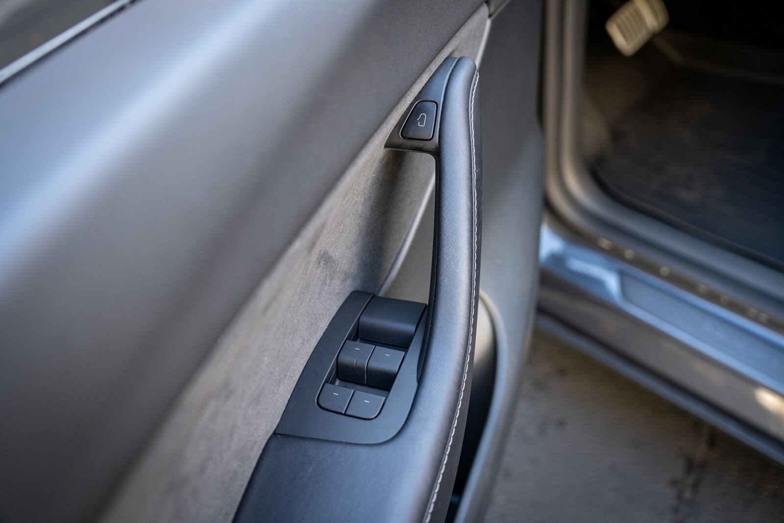 2022 Tesla Model Y Performance   - Photo 29 - Renton, WA 98057