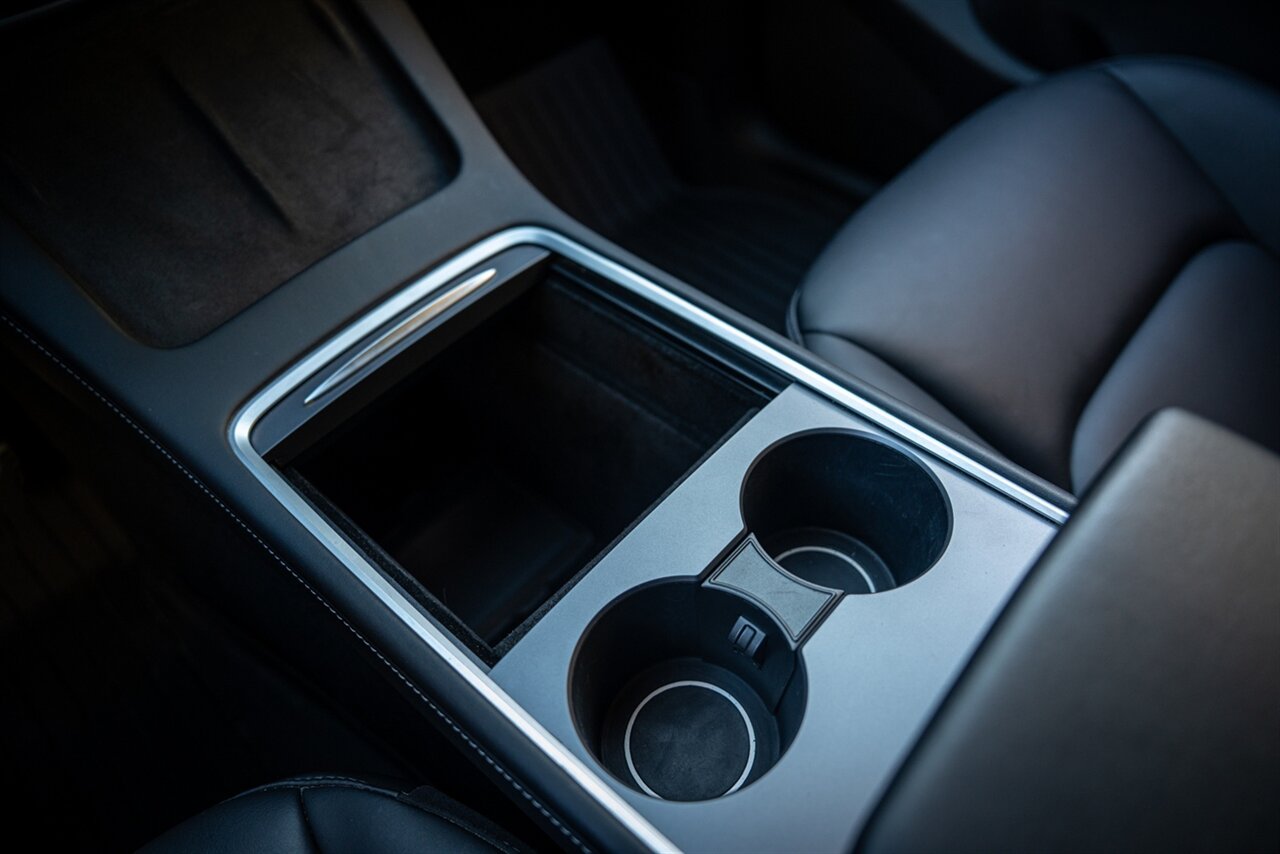 2022 Tesla Model Y Performance   - Photo 37 - Renton, WA 98057