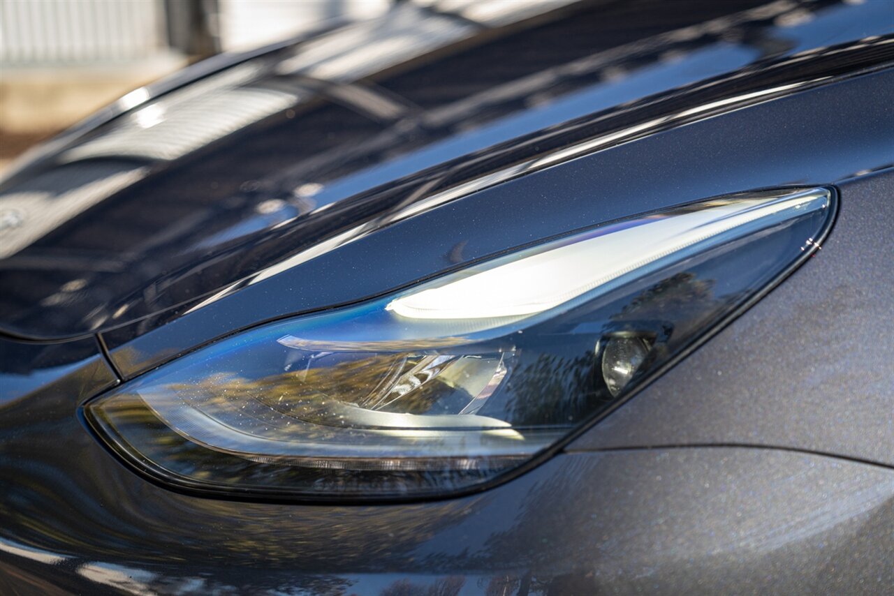 2022 Tesla Model Y Performance   - Photo 4 - Renton, WA 98057