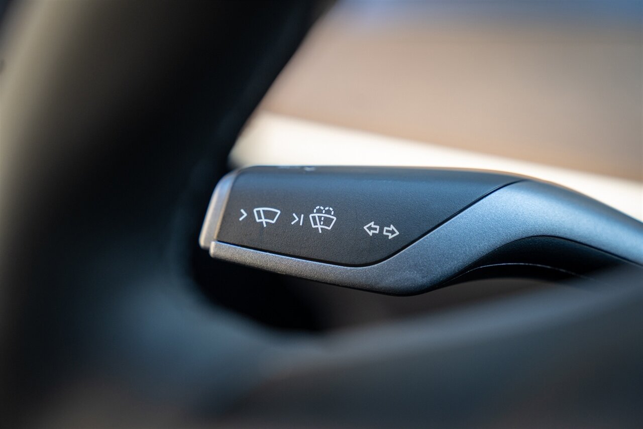 2022 Tesla Model Y Performance   - Photo 32 - Renton, WA 98057
