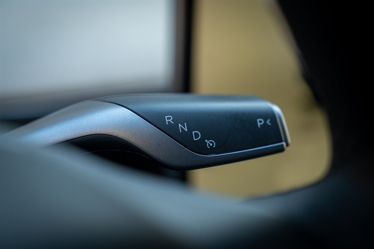 2022 Tesla Model Y Performance   - Photo 33 - Renton, WA 98057