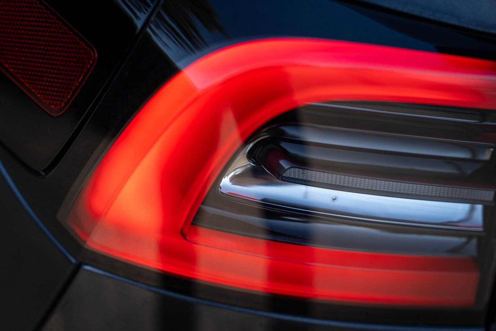 2022 Tesla Model Y Performance   - Photo 21 - Renton, WA 98057
