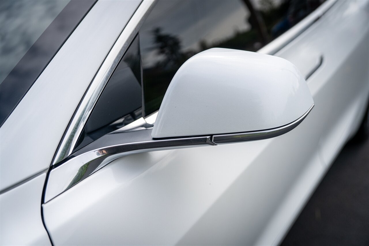 2020 Tesla Model 3 Standard Range Plus   - Photo 6 - Renton, WA 98057