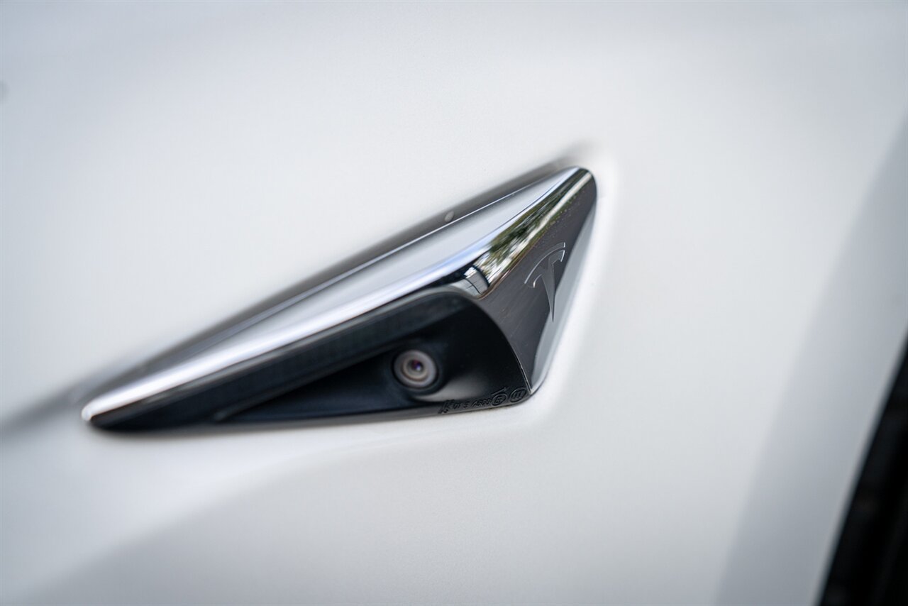 2020 Tesla Model 3 Standard Range Plus   - Photo 14 - Renton, WA 98057