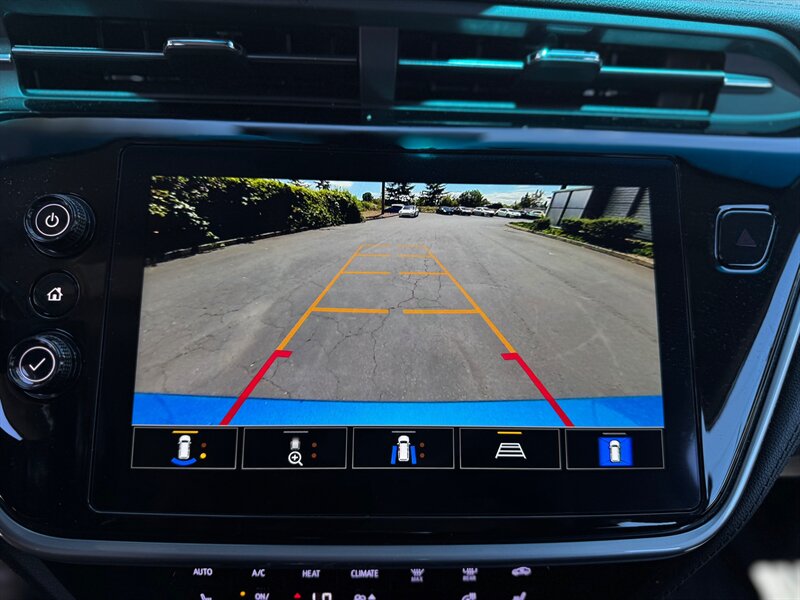2022 Chevrolet Bolt EV 2LT   - Photo 15 - Renton, WA 98057