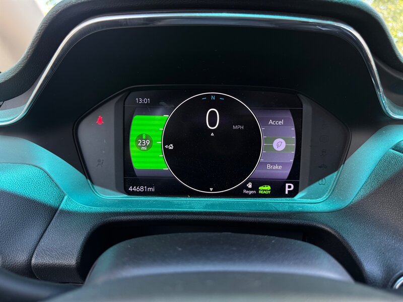 2022 Chevrolet Bolt EV 2LT   - Photo 19 - Renton, WA 98057