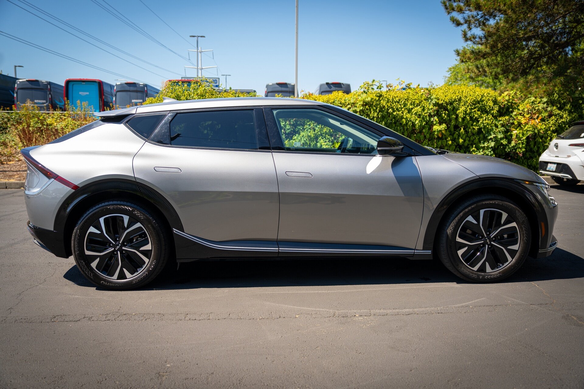 2024 Kia EV6 Wind   - Photo 11 - Renton, WA 98057