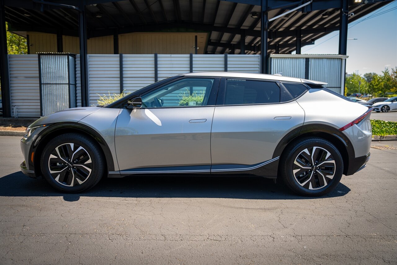 2024 Kia EV6 Wind   - Photo 7 - Renton, WA 98057