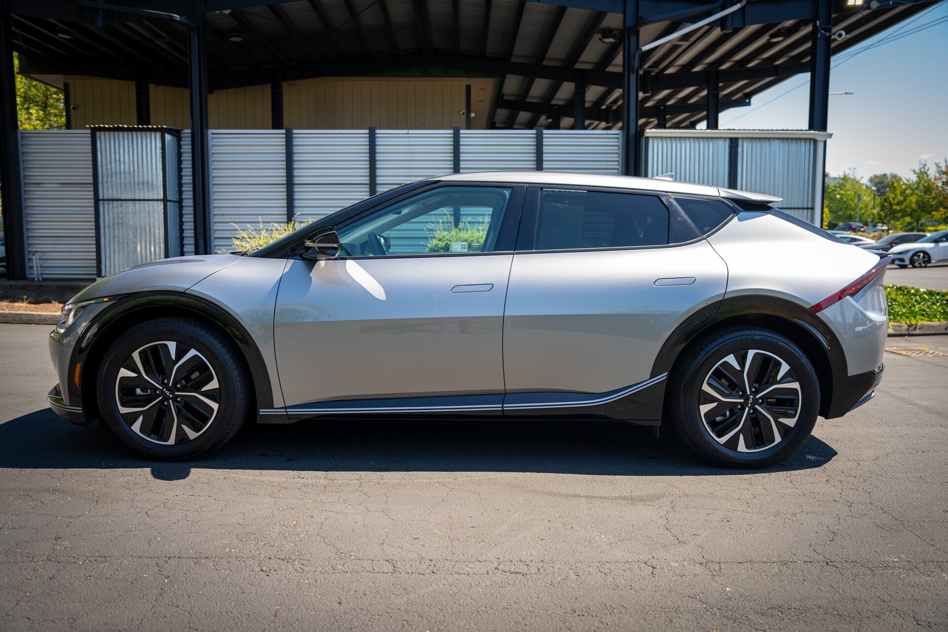 2024 Kia EV6 Wind   - Photo 7 - Renton, WA 98057