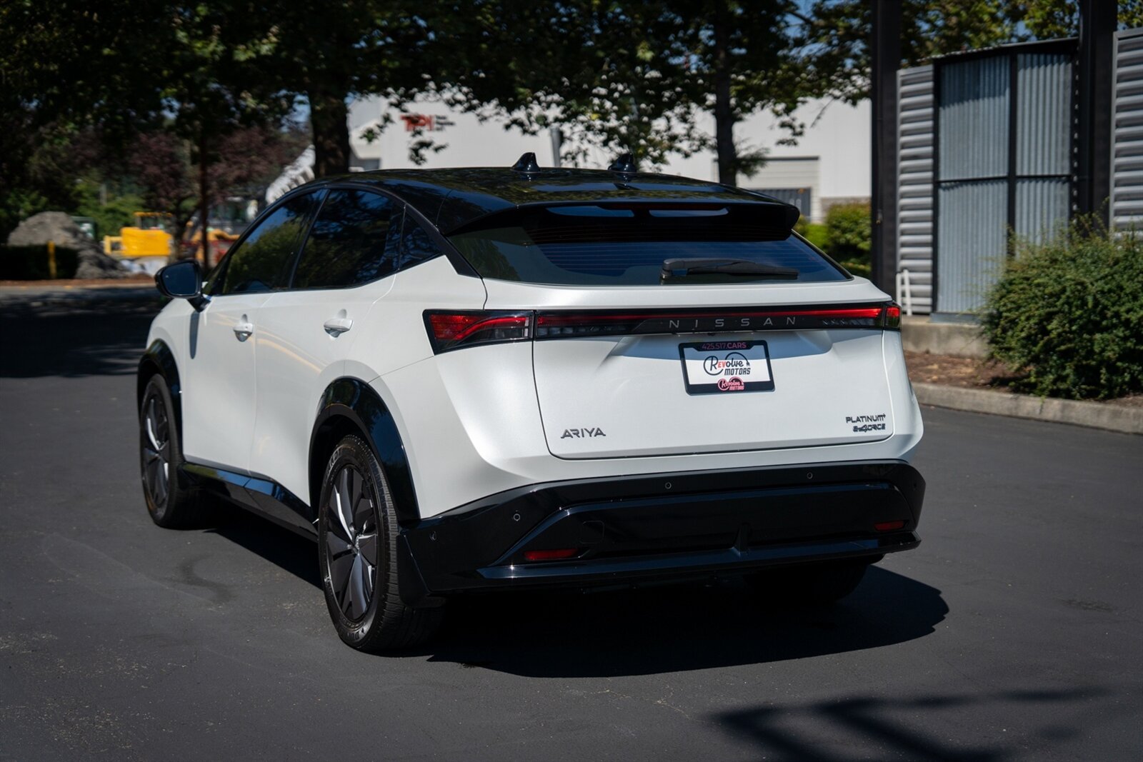 2024 Nissan Ariya Platinum+ e-4ORCE   - Photo 9 - Renton, WA 98057