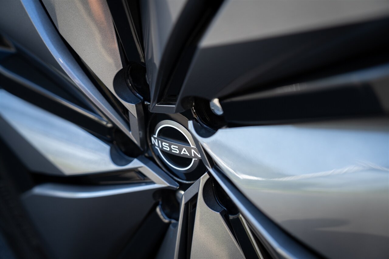 2024 Nissan Ariya Platinum+ e-4ORCE   - Photo 14 - Renton, WA 98057