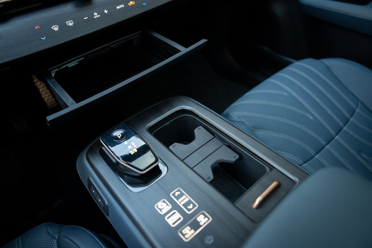 2024 Nissan Ariya Platinum+ e-4ORCE   - Photo 43 - Renton, WA 98057
