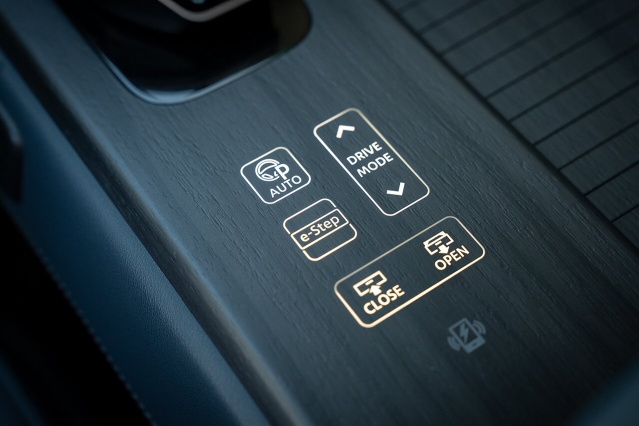 2024 Nissan Ariya Platinum+ e-4ORCE   - Photo 46 - Renton, WA 98057