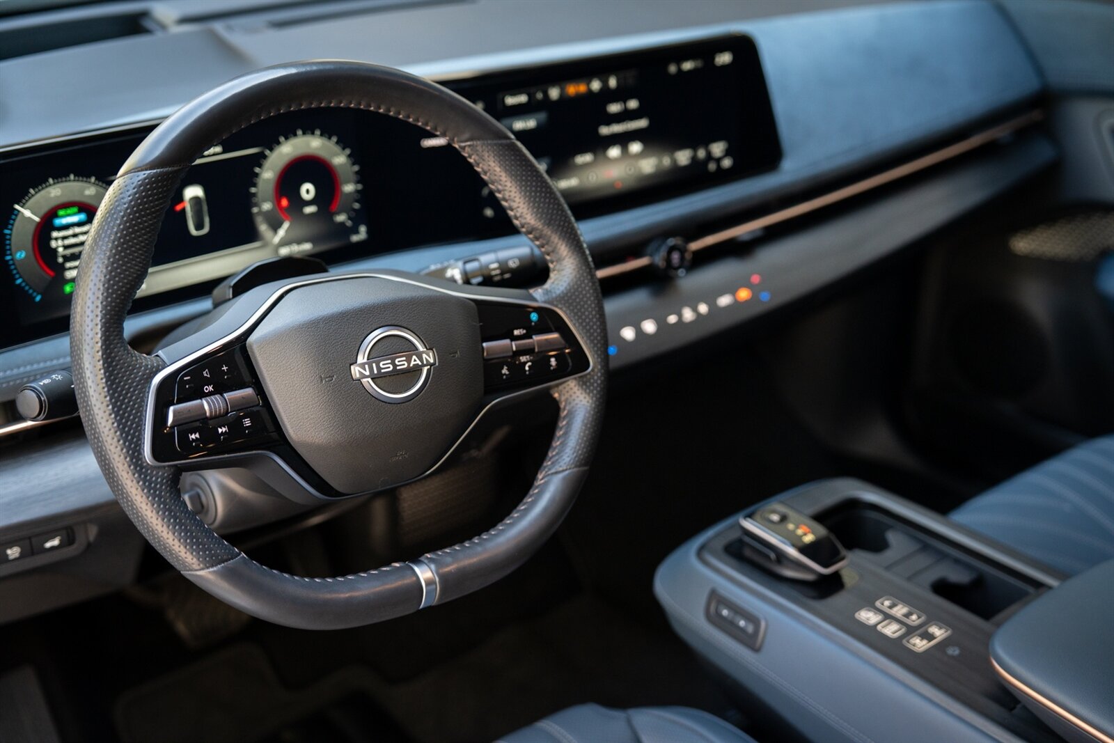 2024 Nissan Ariya Platinum+ e-4ORCE   - Photo 23 - Renton, WA 98057