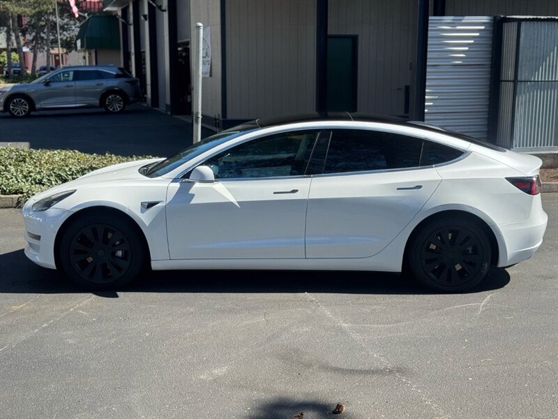 2019 Tesla Model 3 Standard Range Plus   - Photo 6 - Renton, WA 98057