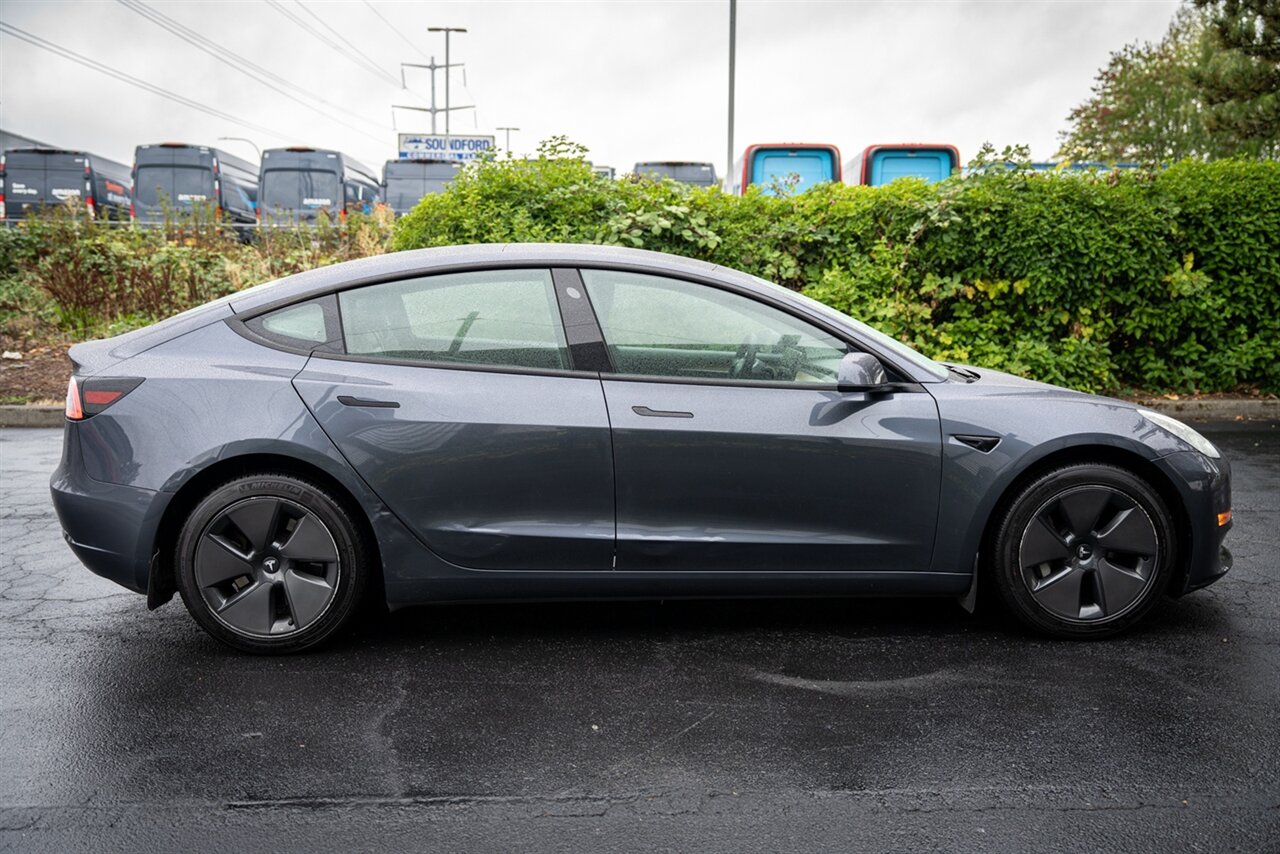 2023 Tesla Model 3   - Photo 11 - Renton, WA 98057