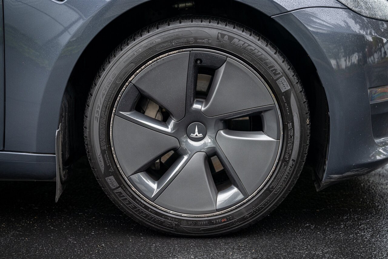 2023 Tesla Model 3   - Photo 16 - Renton, WA 98057