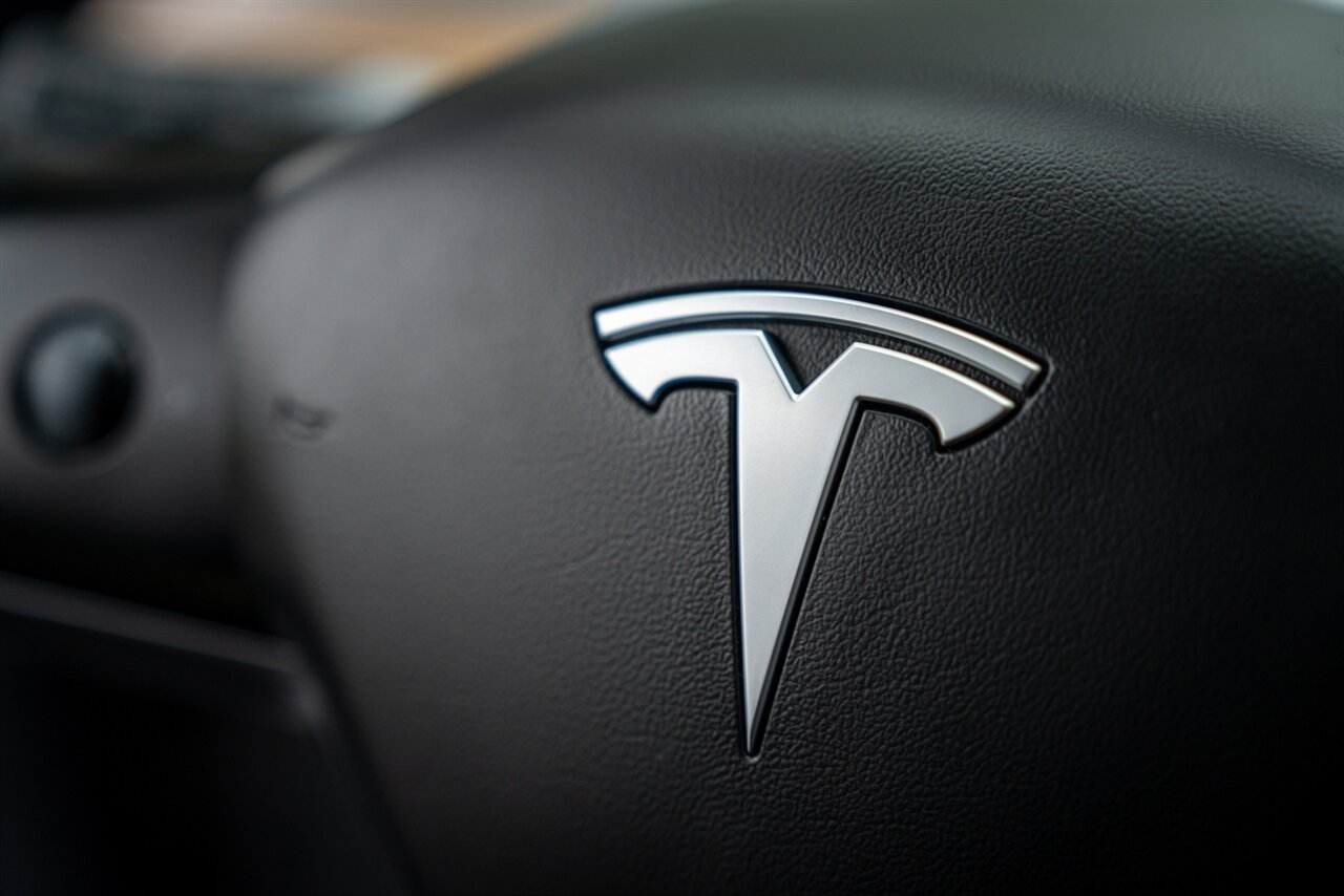 2023 Tesla Model 3   - Photo 32 - Renton, WA 98057