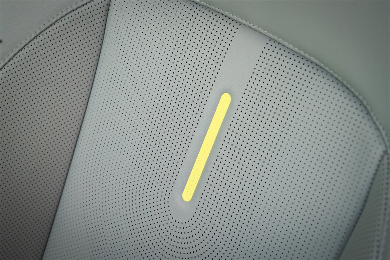 2024 Hyundai KONA Electric Limited   - Photo 23 - Renton, WA 98057