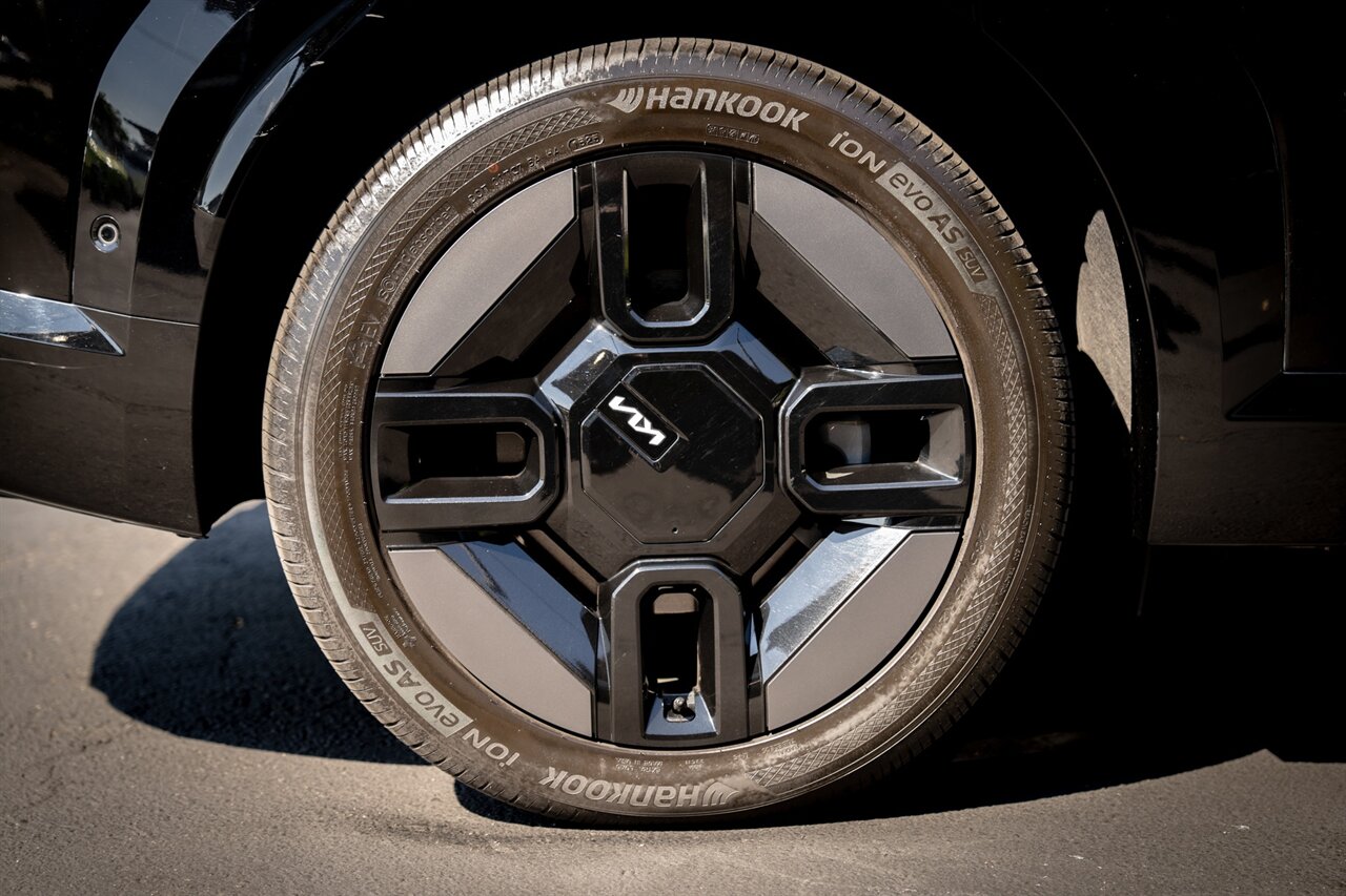 2024 Kia EV9 GT-Line   - Photo 18 - Renton, WA 98057