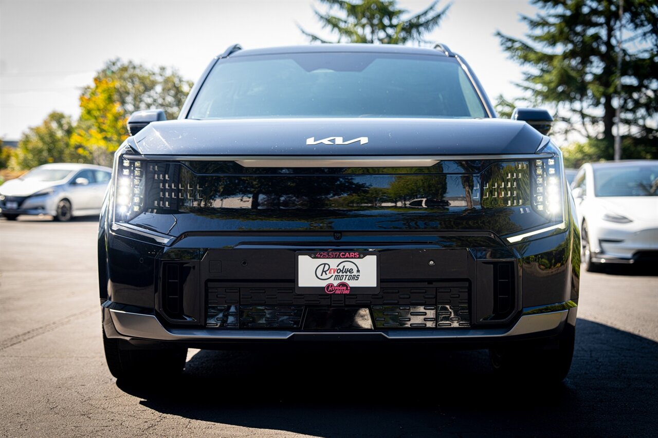2024 Kia EV9 GT-Line   - Photo 2 - Renton, WA 98057