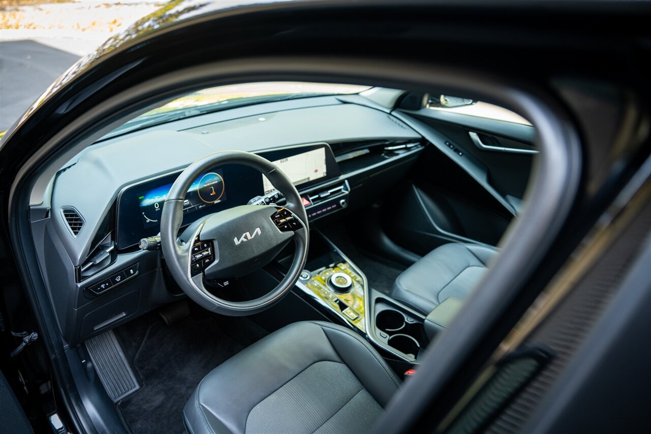 2023 Kia Niro EV Wind   - Photo 24 - Renton, WA 98057
