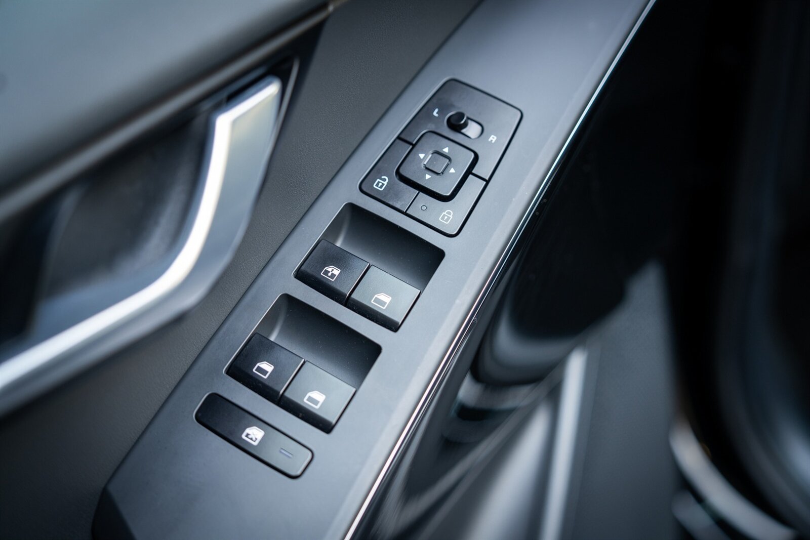 2023 Kia Niro EV Wind   - Photo 28 - Renton, WA 98057